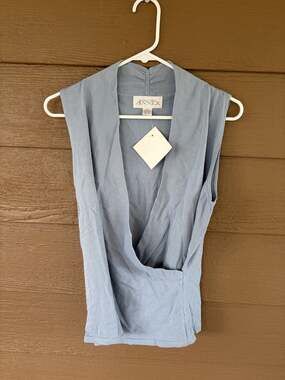 Casual Corner Annex Light Blue Draped Sleeveless Knit Top XL